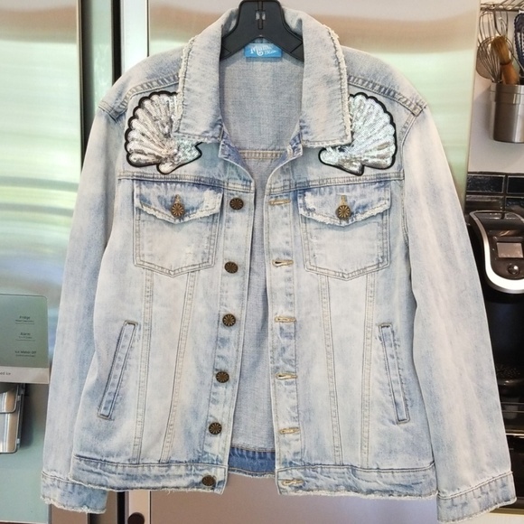 💕SHOW ME YOUR MUMU💕 Sequin Seashell Denim Jacket - Picture 7 of 8